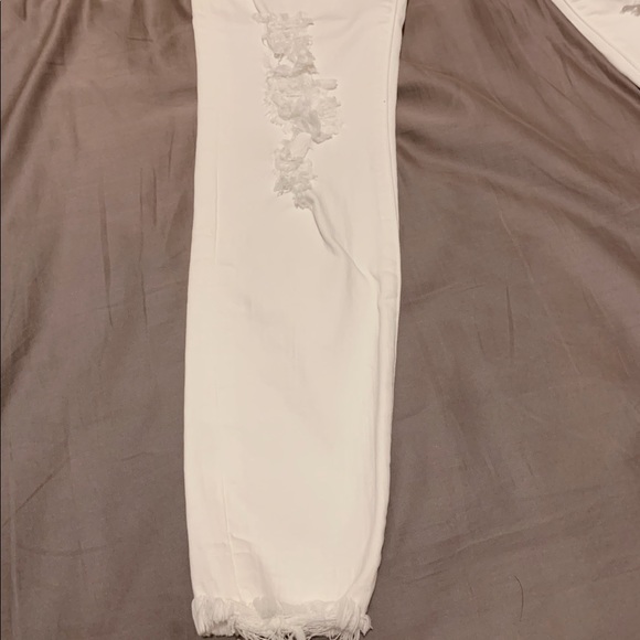 J brand cropped skinny jeans white (low-rise) 24 - Picture 4 of 8